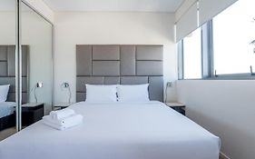 Comfort Two Bedroom Apartment With Free Parking In Valley